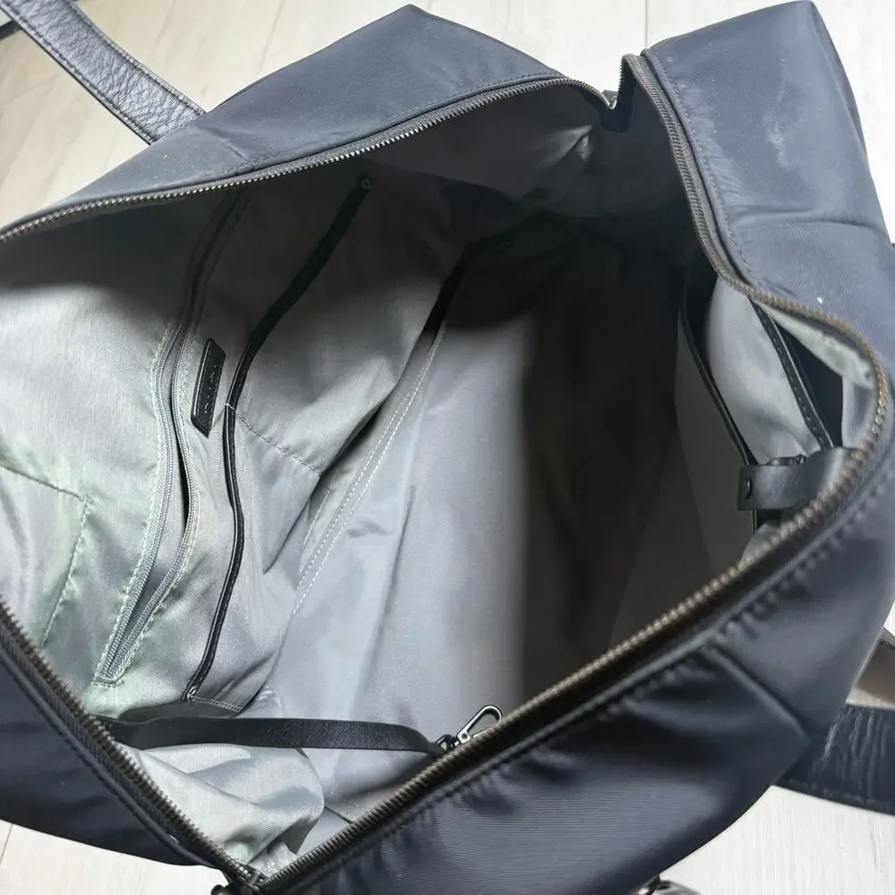 AWAY The Everywhere Bag Black Travel Overnight Weekender Carry On